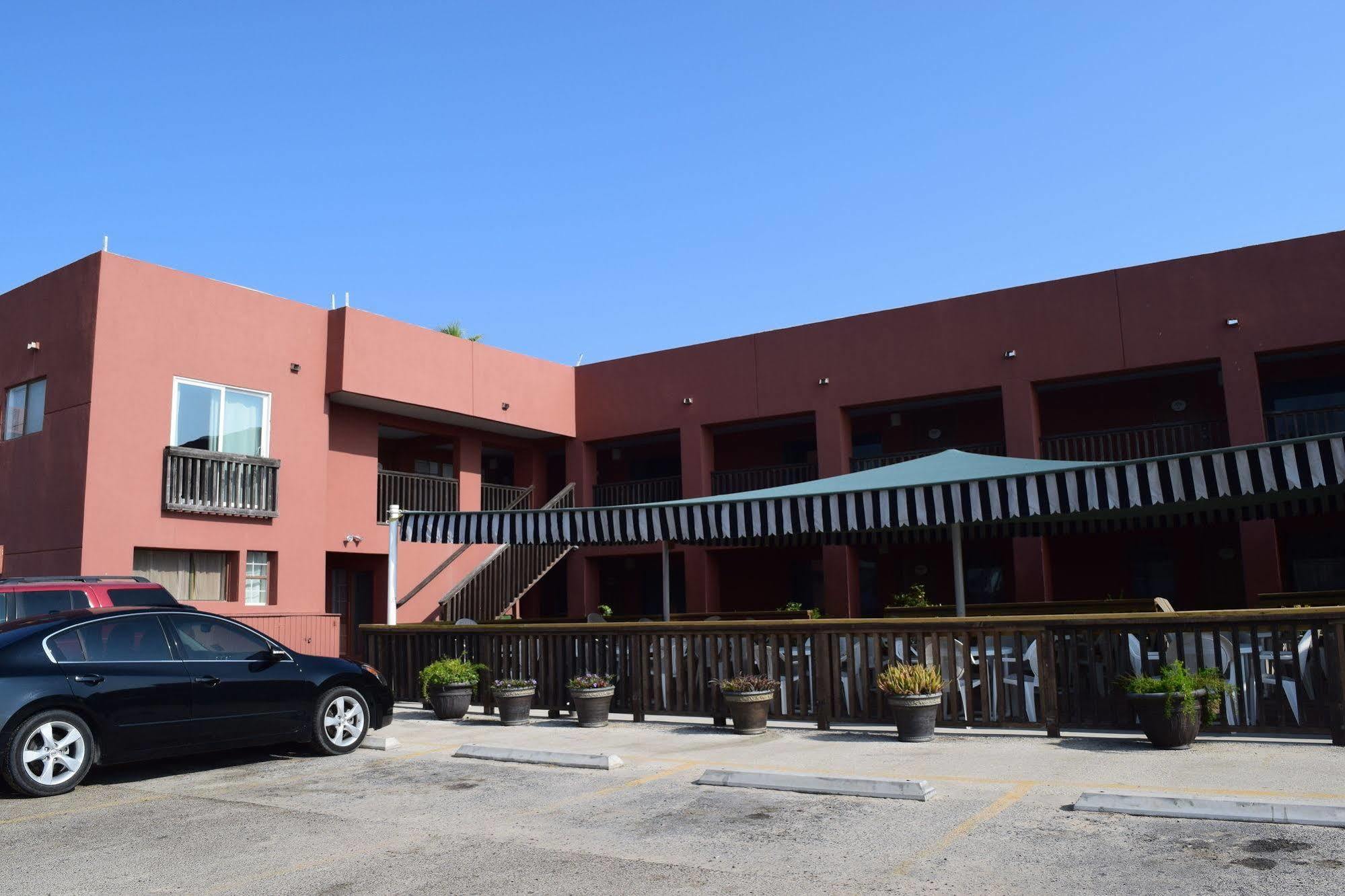 Wanna Wanna Inn South Padre Island Exterior photo